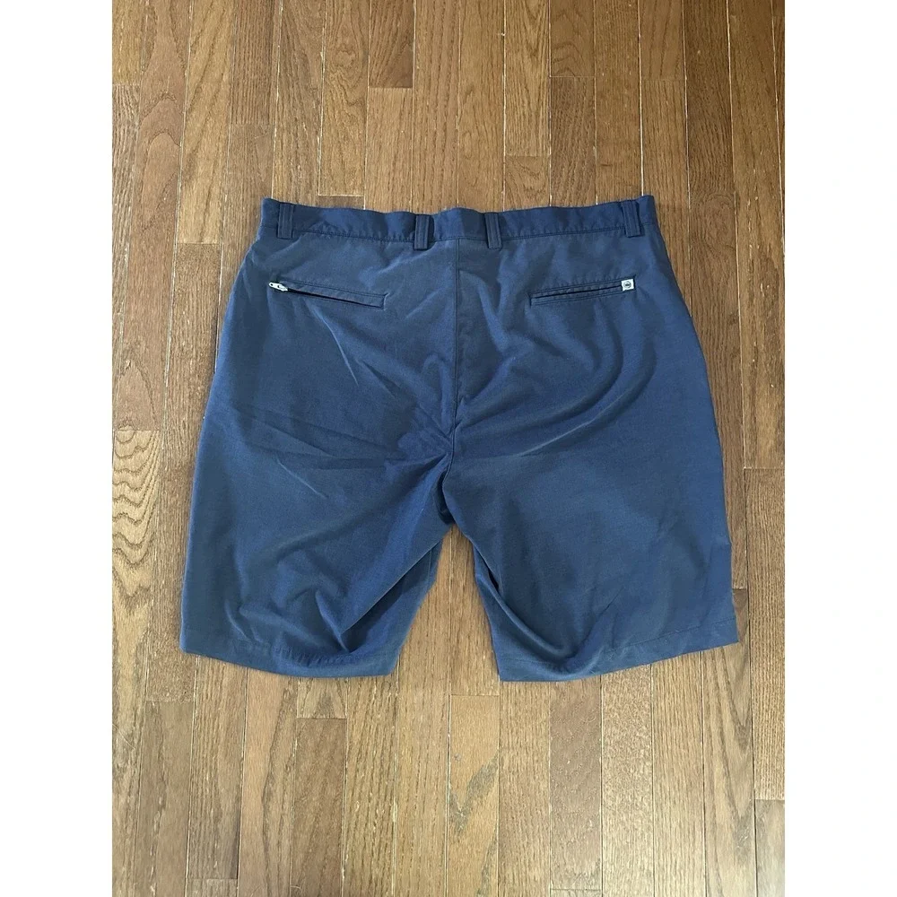 Peter Millar Crown Performance Golf Men's‎ Shorts. Navy Size 38 Style MS20EP01